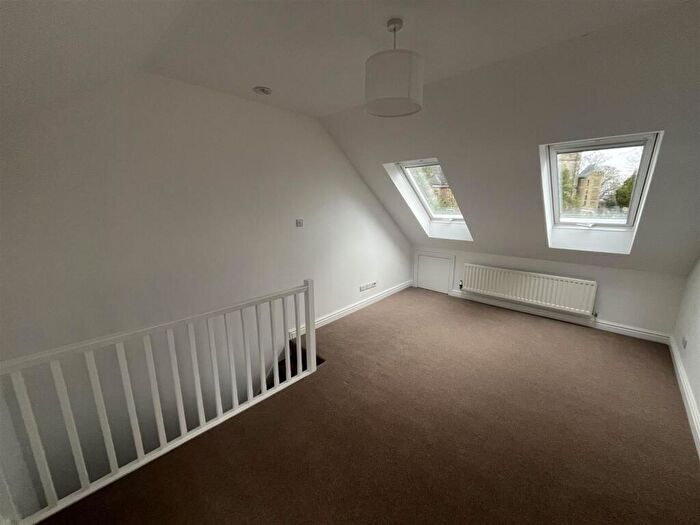 1 Bedroom Semi-Detached House To Rent In Chorley Road, Sheffield, S10