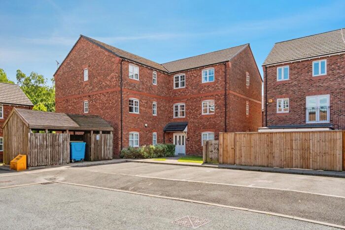 2 Bedroom House For Sale In Fernbeck Close, Bolton, Lancashire, BL4