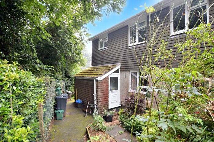 2 Bedroom Maisonette For Sale In Carlton Villas, Hatt, Saltash, Cornwall, PL12