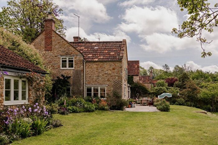 4 Bedroom Semi-Detached House For Sale In Bruton, Somerset, BA10
