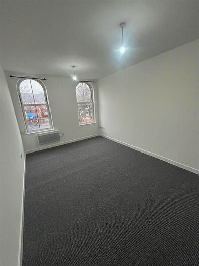 2 Bedroom Detached House To Rent In Boulevard, Hull, HU3