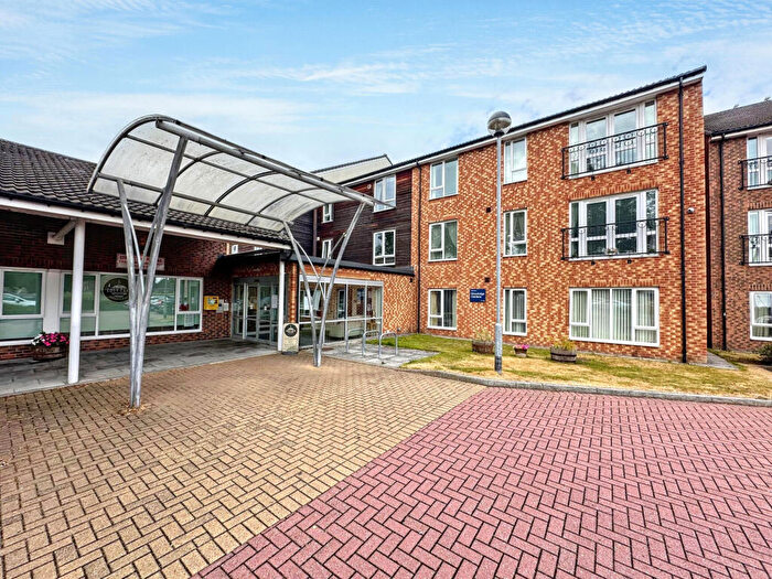 2 Bedroom Apartment For Sale In Oxclose Road, Washington, Tyne And Wear, NE38