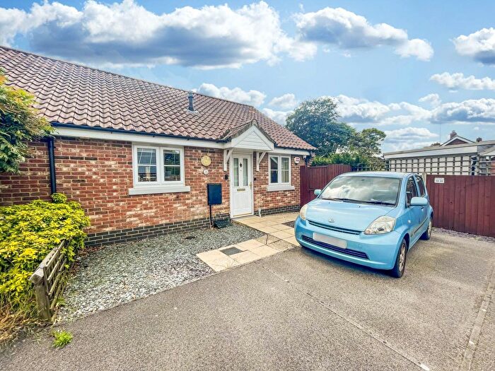 2 Bedroom Semi-Detached Bungalow For Sale In Arnold Pitcher Close, North Walsham, NR28