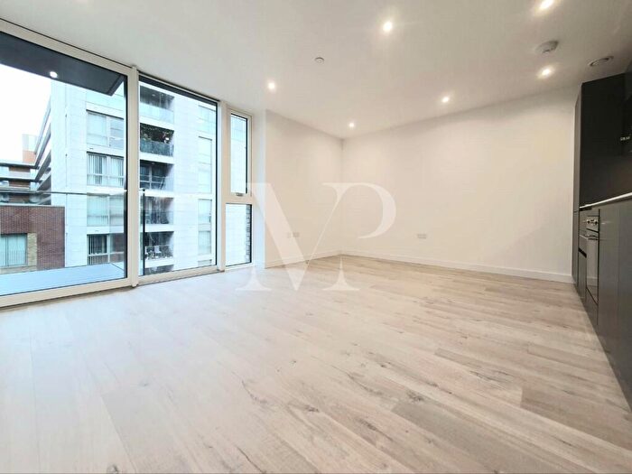 1 Bedroom Apartment To Rent In Hartingtons Court, Coster Avenue, Greater London, N4