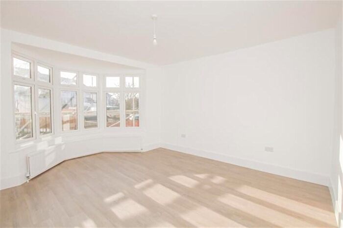 5 Bedroom House To Rent In Woodstock Avenue, Golders Green, NW11