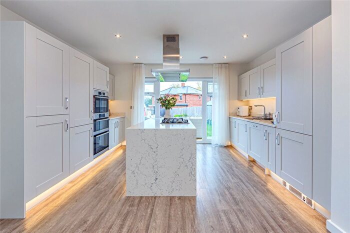 4 Bedroom Detached House For Sale In Sycamore Square, Shenley, Radlett, Hertfordshire, WD7