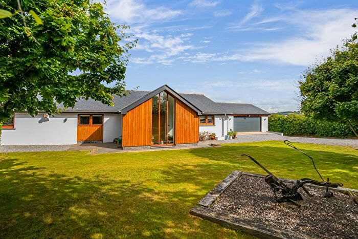 3 Bedroom Detached House For Sale In Whilborough Road, Kingskerswell, Newton Abbot, Devon, TQ12