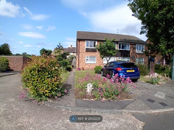 2 Bedroom Maisonette To Rent In Ranworth Close, DA8