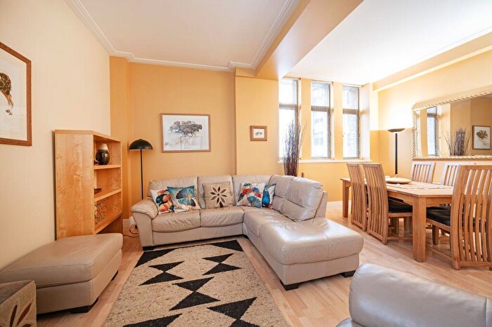 3 Bedroom Flat For Sale In Prescot Street, City, London, E1