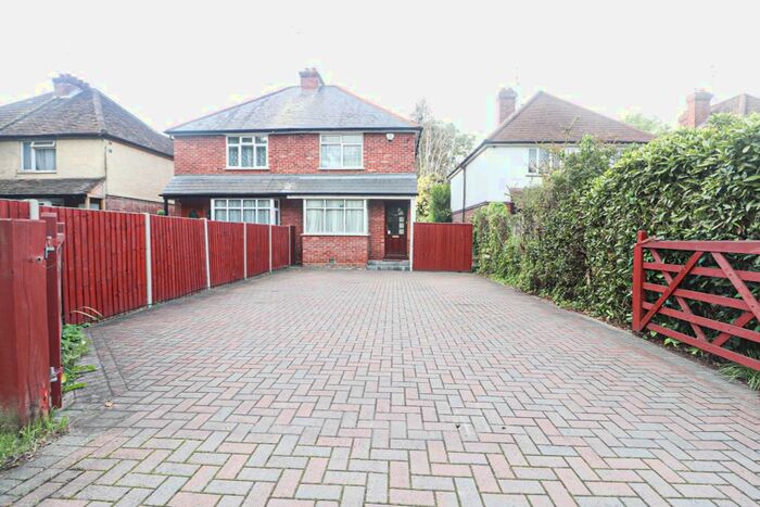 3 Bedroom Semi-Detached House To Rent In Frimley Road, Camberley, GU15