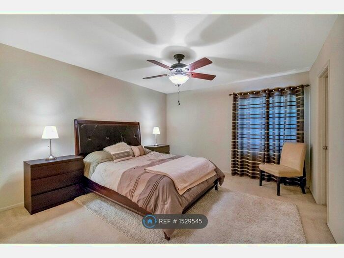 3 Bedroom Flat To Rent In Crookston Road, Glasgow, G53