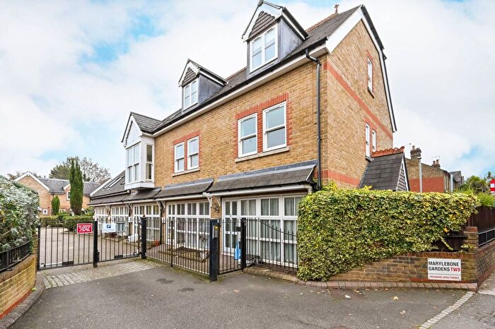 3 Bedroom Mews To Rent In Marylebone Gardens, East Sheen, Richmond, TW9