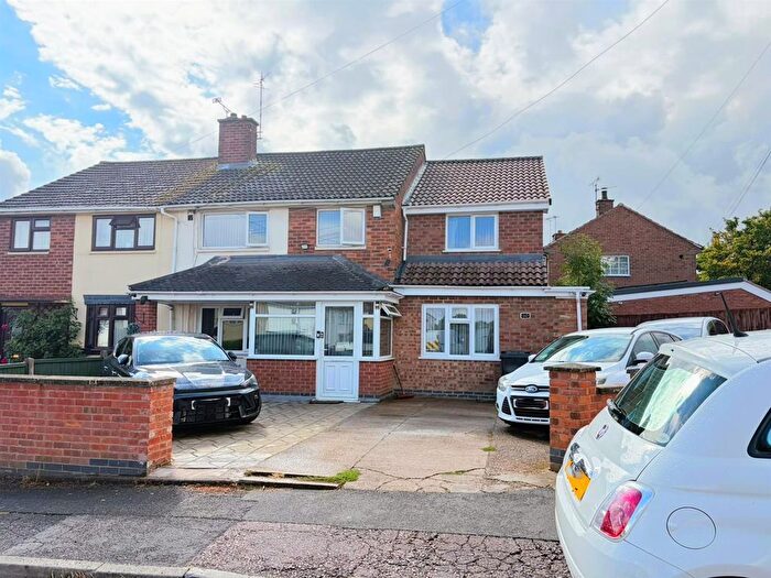 4 Bedroom Semi-Detached House For Sale In Barry Road, Netherhall, Leicester, LE5