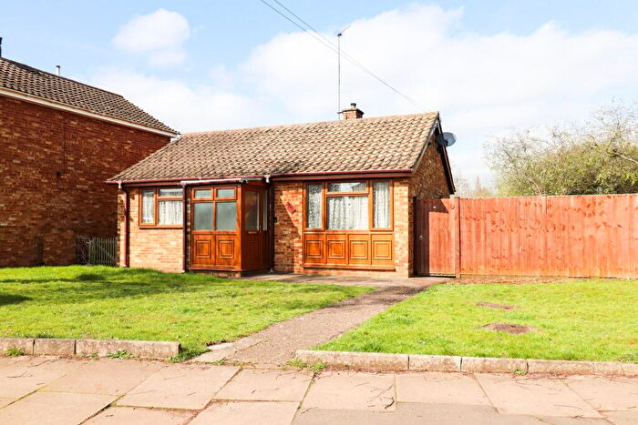 2 Bedroom Bungalow To Rent In Fulford Drive, Northampton, NN2