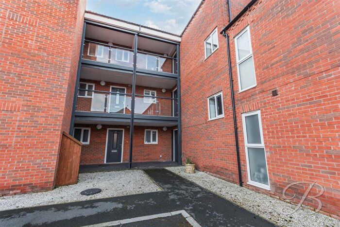 2 Bedroom Flat For Sale In Woodland Park View, Mansfield, NG18