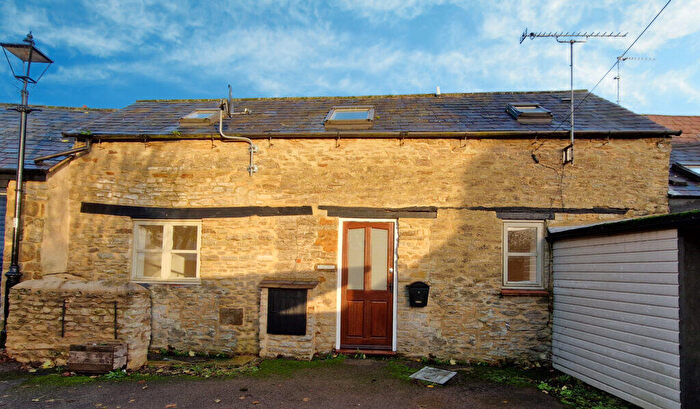 2 Bedroom Cottage To Rent In The Square, Aynho, Banbury, Oxon, OX17