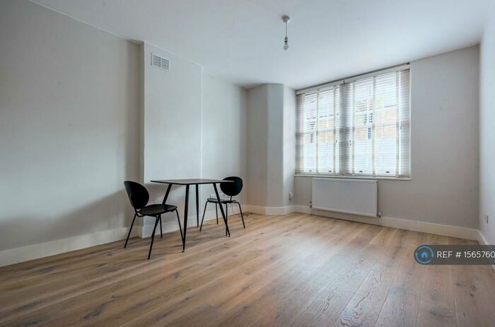 1 Bedroom Flat To Rent In Villa Street, London, SE17