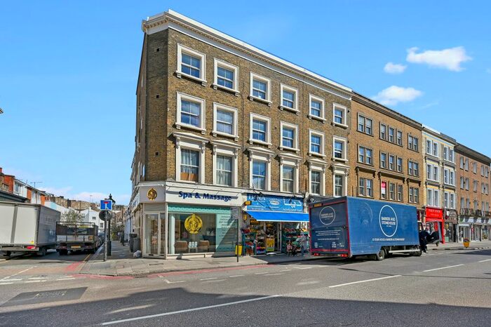 2 Bedroom Flat To Rent In Earls Court Road, Earls Court, London, SW5