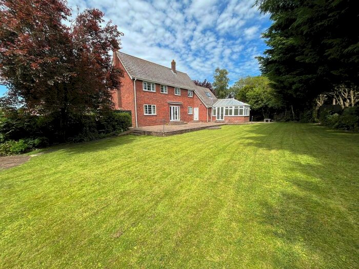 4 Bedroom Property To Rent In Hunts Corner, Banham, NR16