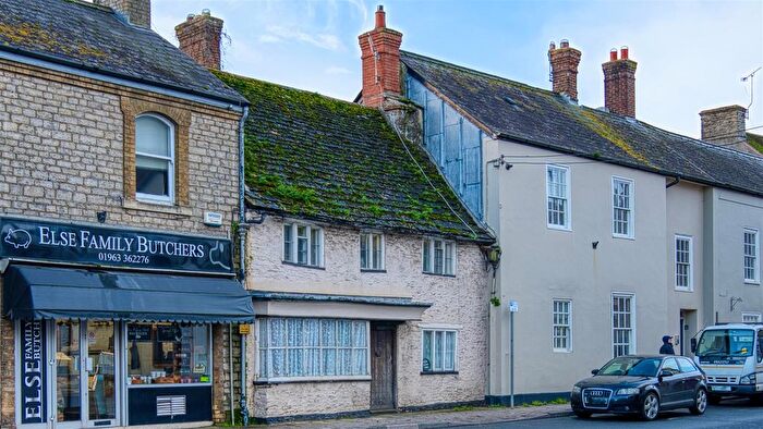 2 Bedroom Cottage For Sale In High Street, Stalbridge, Sturminster Newton, DT10