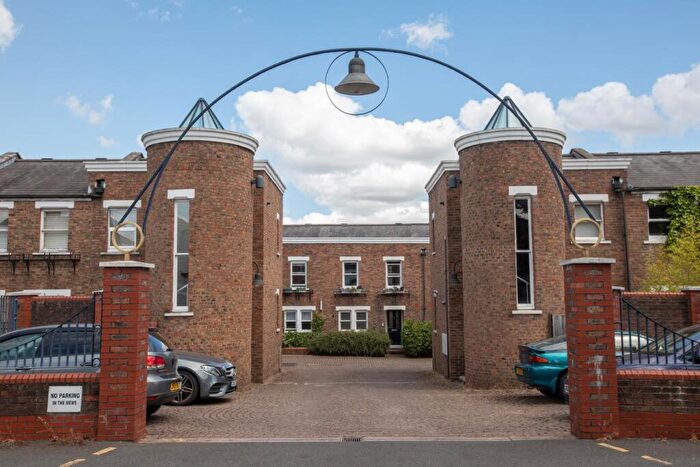 2 Bedroom Terraced House For Sale In Chichester Mews, West Norwood, SE27