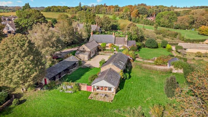 3 Bedroom Detached House For Sale In Little Tew, Chipping Norton, Oxfordshire, OX7