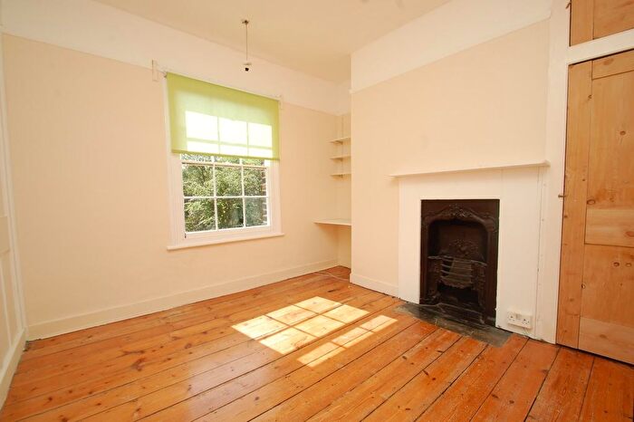 2 Bedroom End Of Terrace House To Rent In Rose Valley, Brentwood, CM14