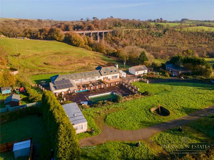 4 Bedroom Detached House For Sale In Lower Clicker Road, Menheniot, Liskeard, Cornwall, PL14