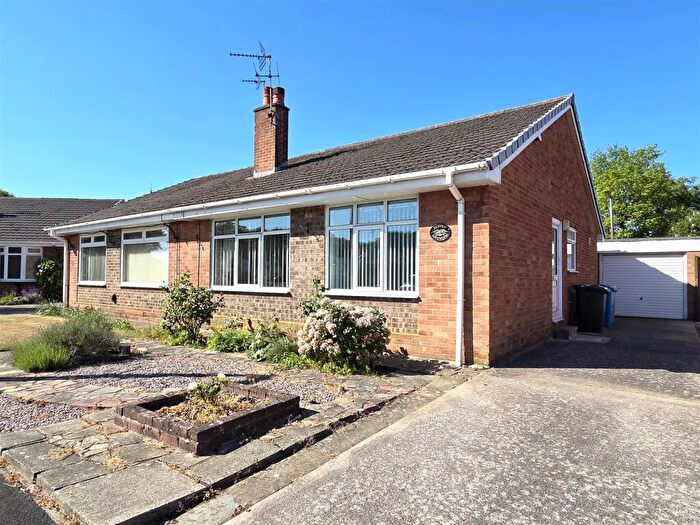 2 Bedroom Semi-Detached Bungalow For Sale In Pinewood Crescent, Lytham, FY8