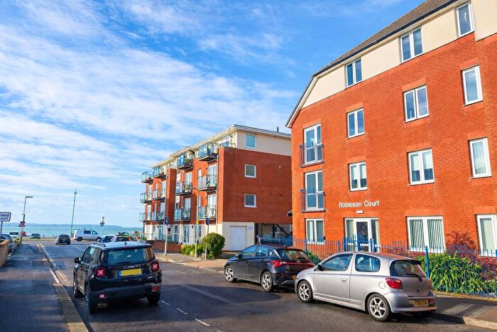 1 Bedroom Flat For Sale In Beach Road, Lee-On-The-Solent, PO13