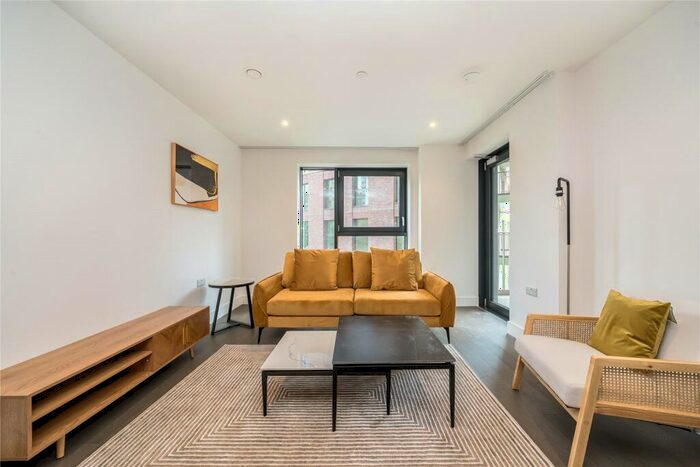 1 Bedroom Apartment To Rent In Hawksbury Heights, Hewson Way, London, SE17