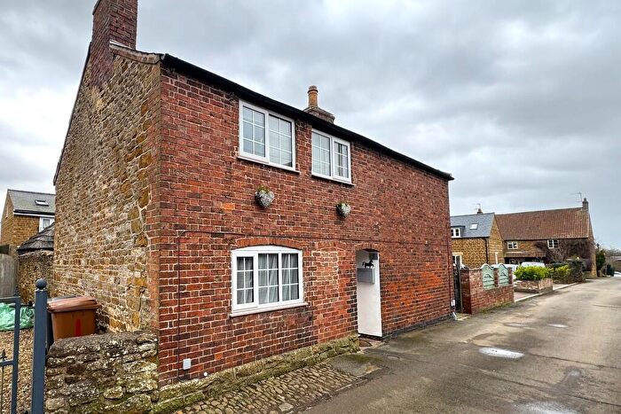 1 Bedroom Cottage For Sale In New Street, Scalford, LE14