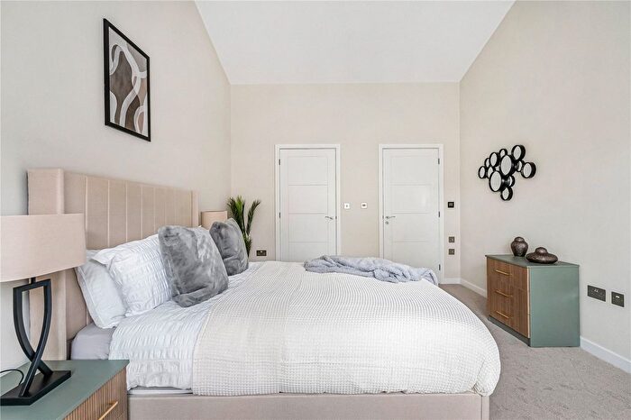 3 Bedroom Flat For Sale In The Warwick, Warwick Road, London, W5