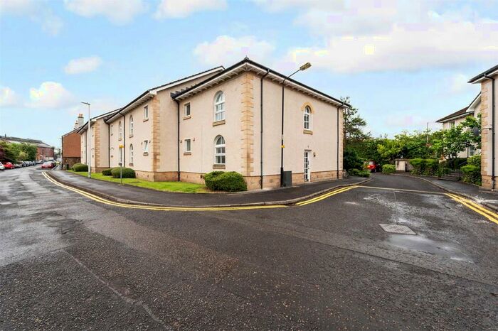 2 Bedroom Flat To Rent In Claycrofts Place, Stirling, FK7