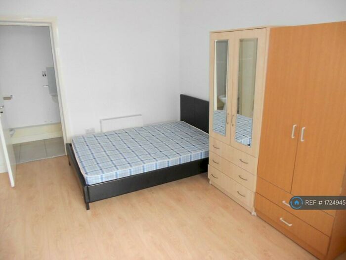 Studio To Rent In Brighton Street, Coventry, CV2