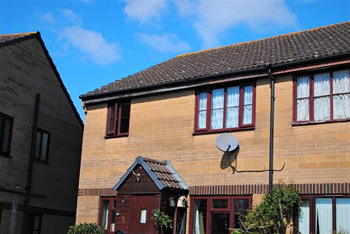 2 Bedroom Apartment For Sale In Station Road, Castle Cary, Somerset, BA7