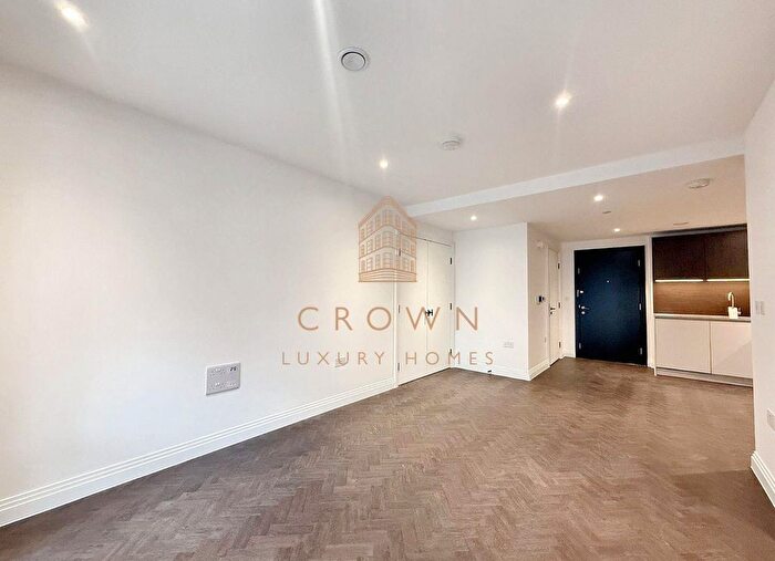 1 Bedroom Flat To Rent In Halcyon House, Royal Eden Dock, E16