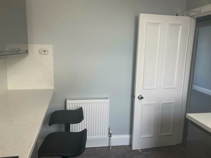 1 Bedroom Flat To Rent In North Street, Southville, Bristol, BS3