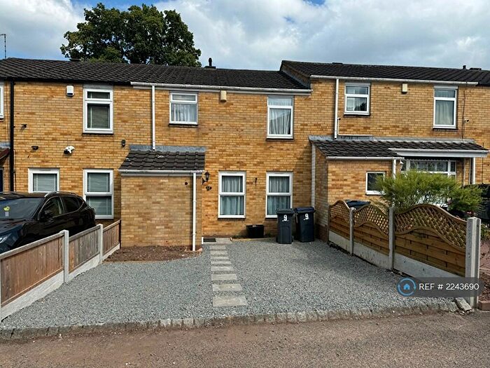 3 Bedroom Terraced House To Rent In West Mill Croft, Birmingham, B38