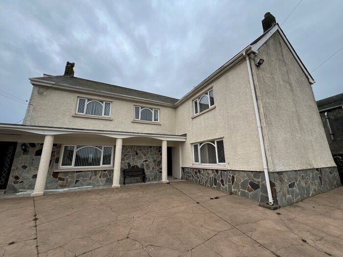 6 Bedroom Detached House To Rent In Talog, Carmarthen, SA33
