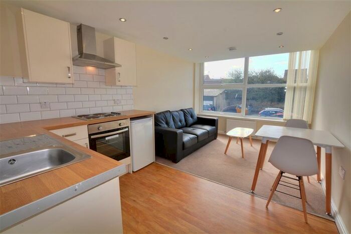 1 Bedroom Flat To Rent In King Charles Ii House, Pontefract, WF8