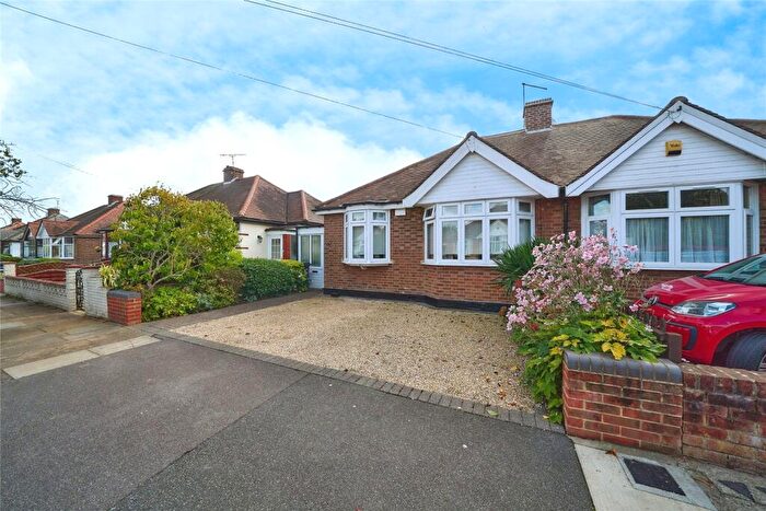 2 Bedroom Semi-Detached House For Sale In Kelsie Way, Ilford, Essex, IG6
