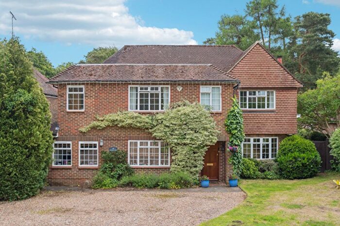 5 Bedroom Detached House For Sale In Clifton Road, Amersham, HP6
