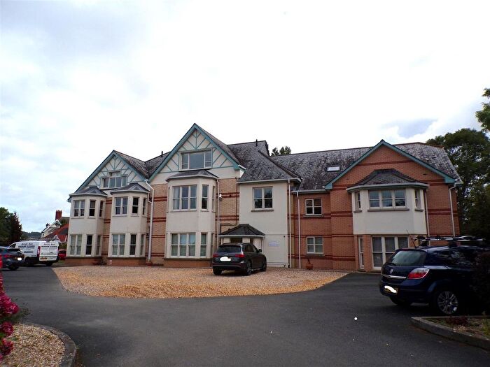1 Bedroom Flat To Rent In Newport, Barnstaple, EX32