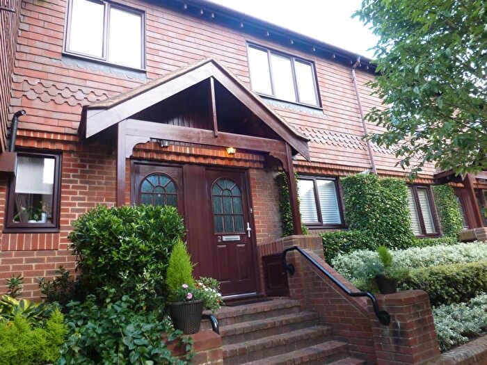 2 Bedroom Mews To Rent In Borelli Mews, Farnham, GU9