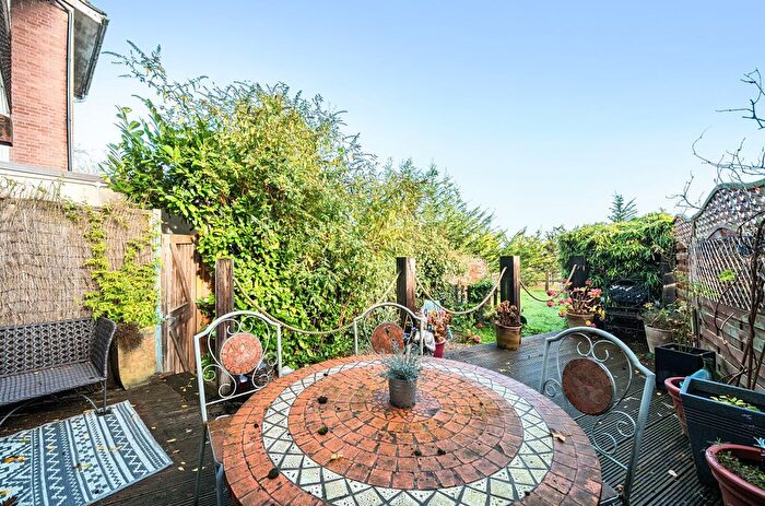 3 Bedroom End Of Terrace House For Sale In Willowmead, Chigwell, IG7