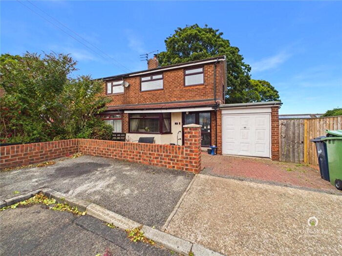 3 Bedroom Semi Detached House For Sale In Manor Park, Washington, Tyne And Wear, NE37