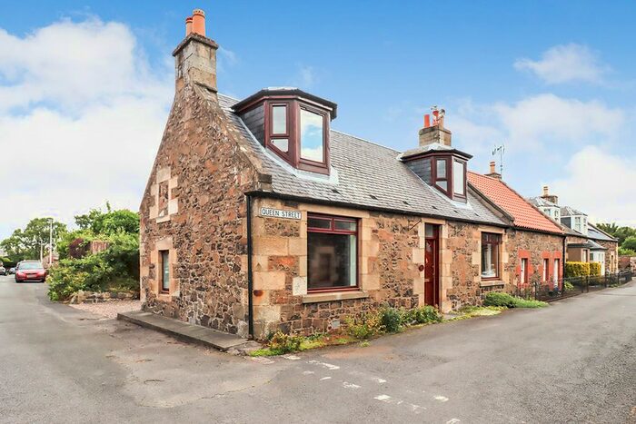 3 Bedroom Semi-Detached House For Sale In Queen Street, Dunshalt, Cupar, Fife, KY14