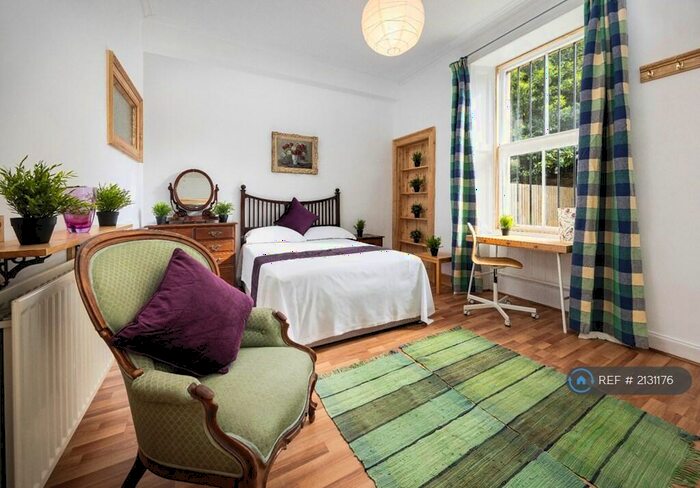 1 Bedroom Flat To Rent In Canon Street, Edinburgh, EH3