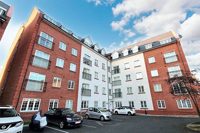 2 Bedroom Flat To Rent In Greenings Court, Warrington, WA2